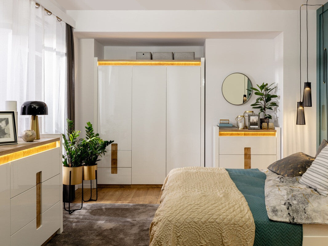 Garderobe Cirevai 118