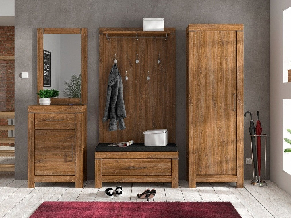 Garderobe Etrlire 132