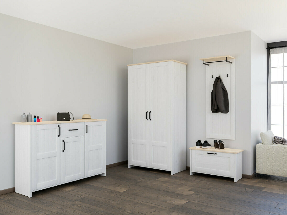 Garderobe Balmave 111