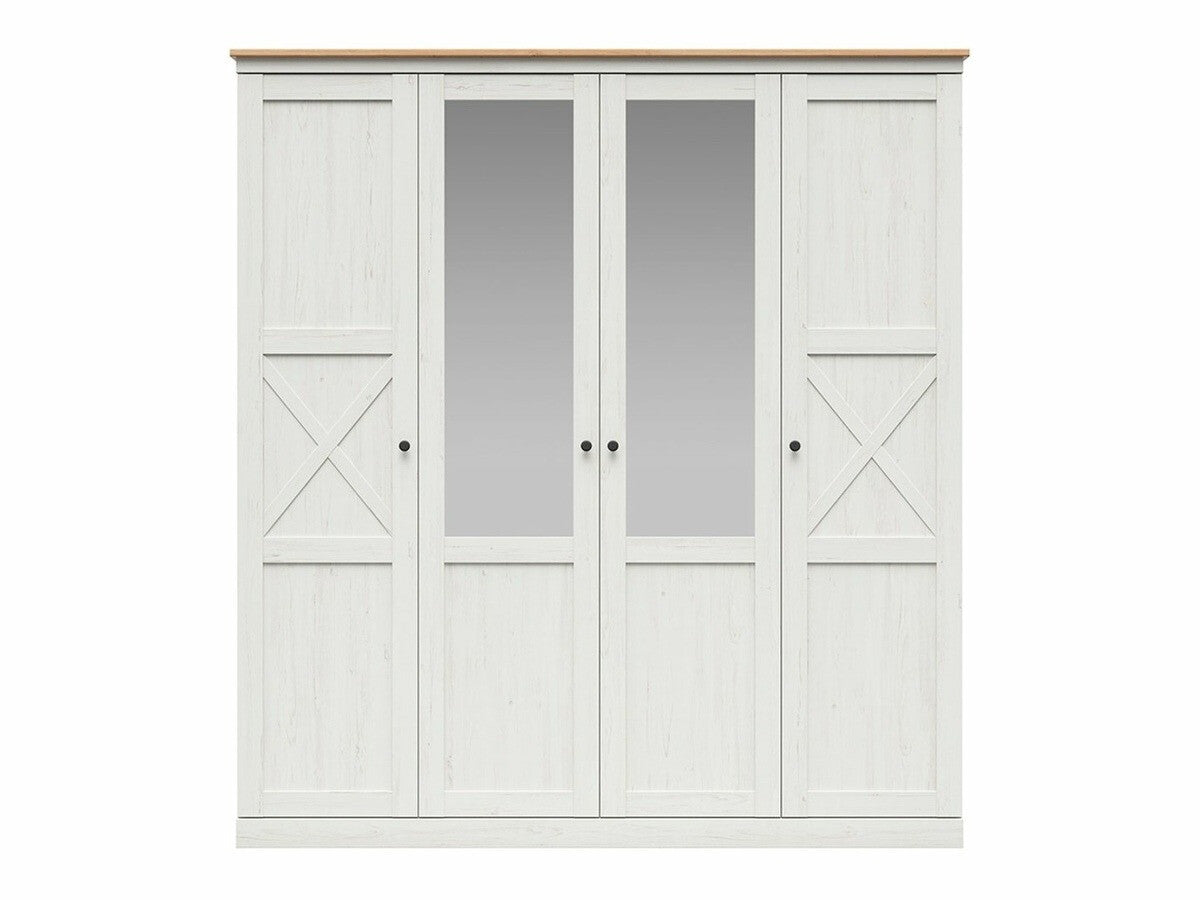 Garderobe Talvena 102