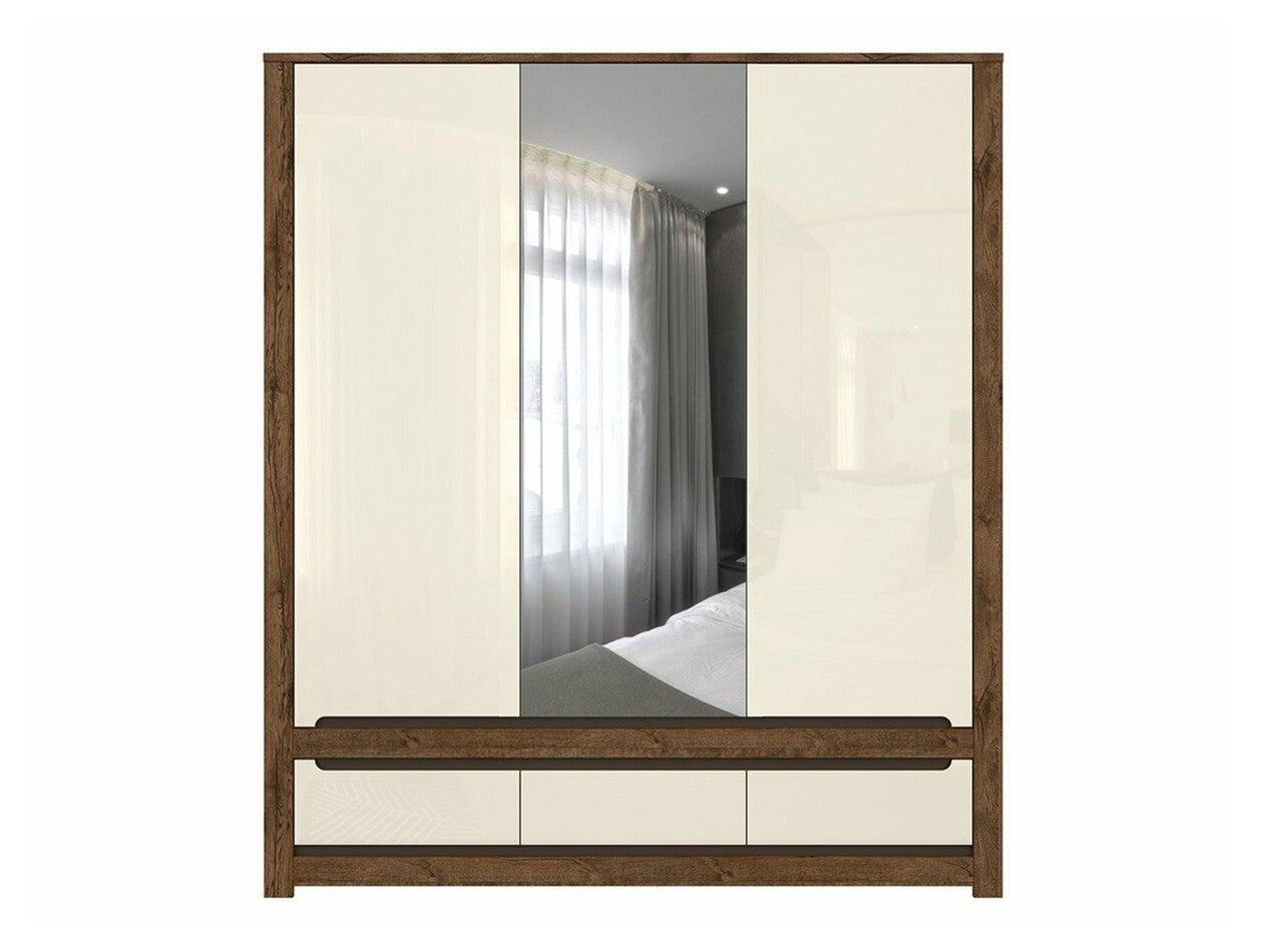 Garderobe Ophevaru 114