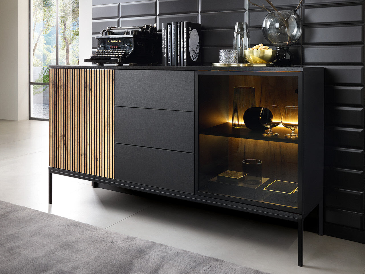 Display cabinet Lima H104