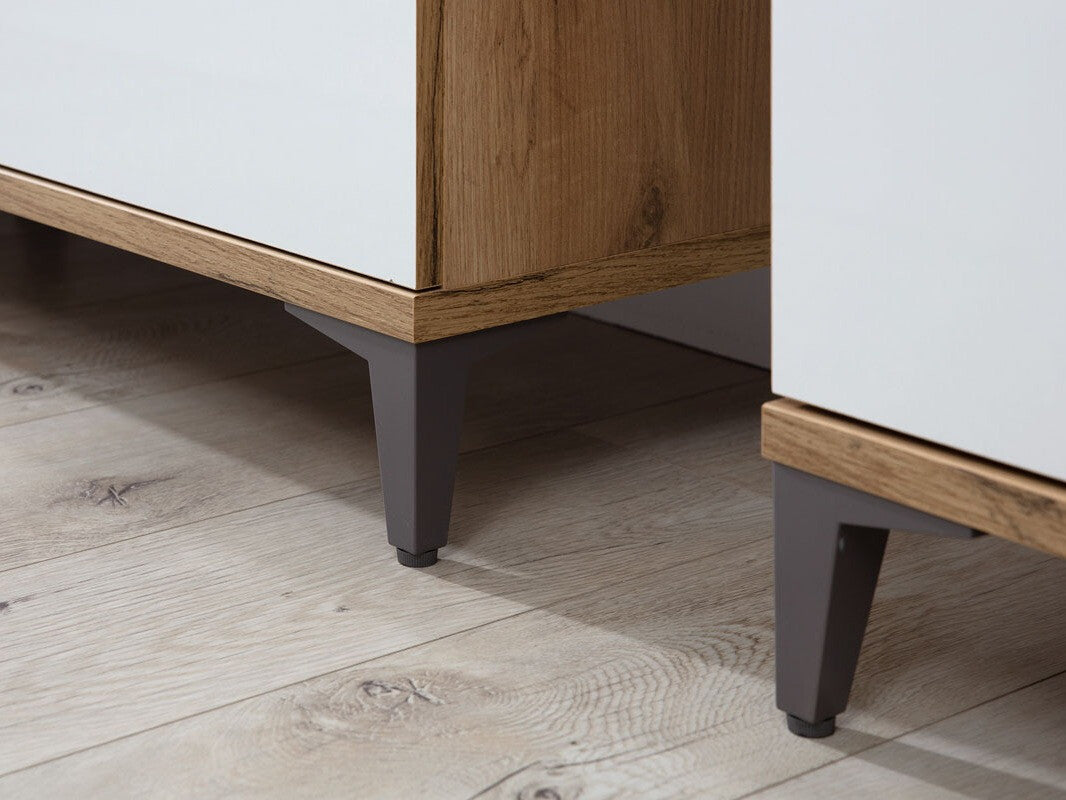 Vitrineskab Tormave 111