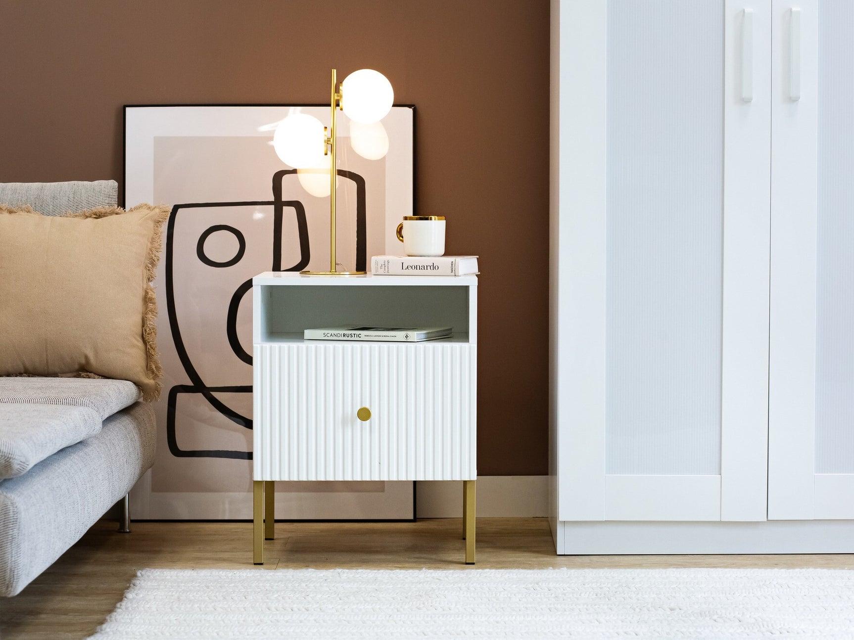 Sengebord Etliva 106