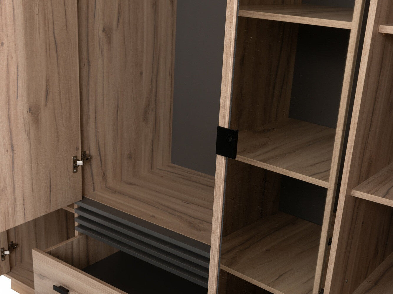 Garderobe Omaha V116