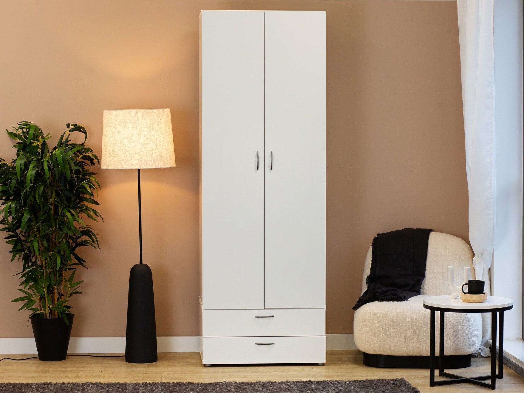 Garderobe Bristol 187