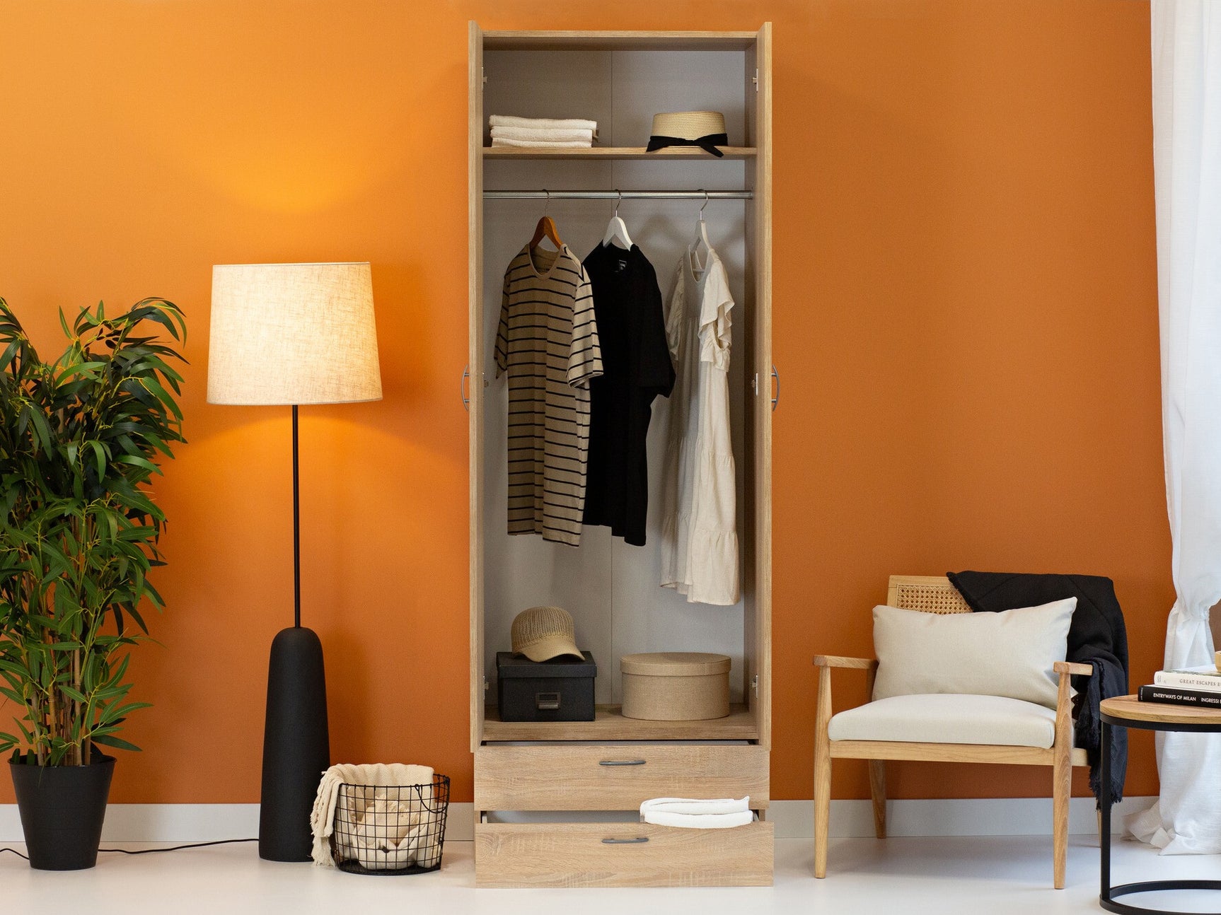 Garderobe Bristol 187