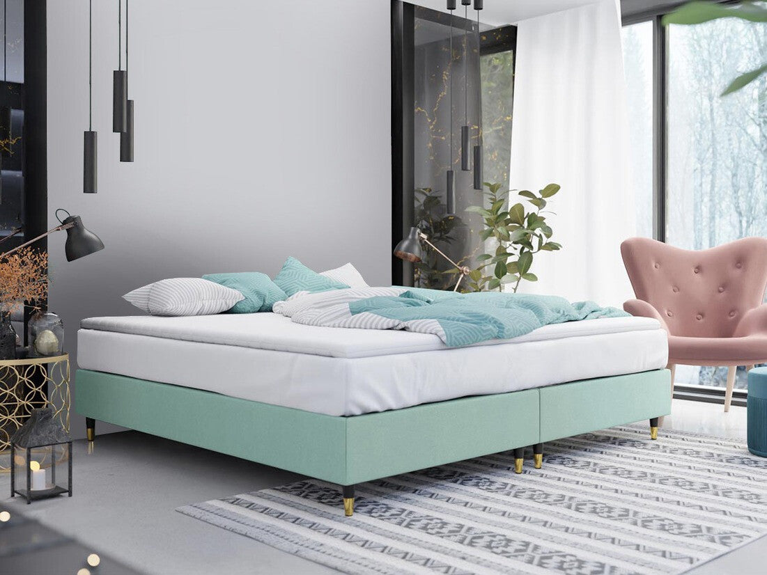 Continental bed Logan 109