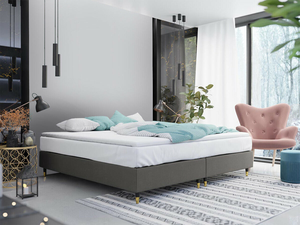 Continental bed Logan 109