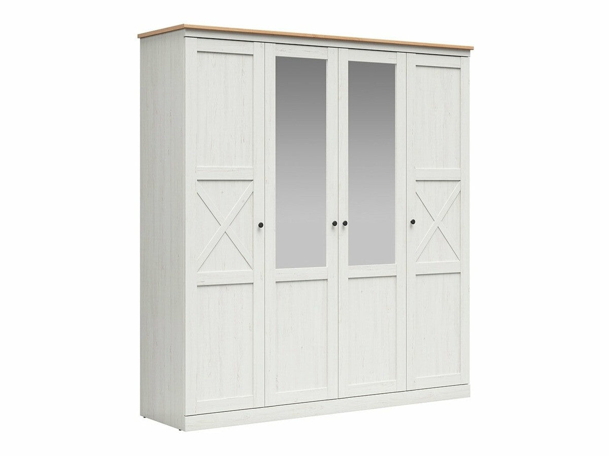 Garderobe Talvena 102