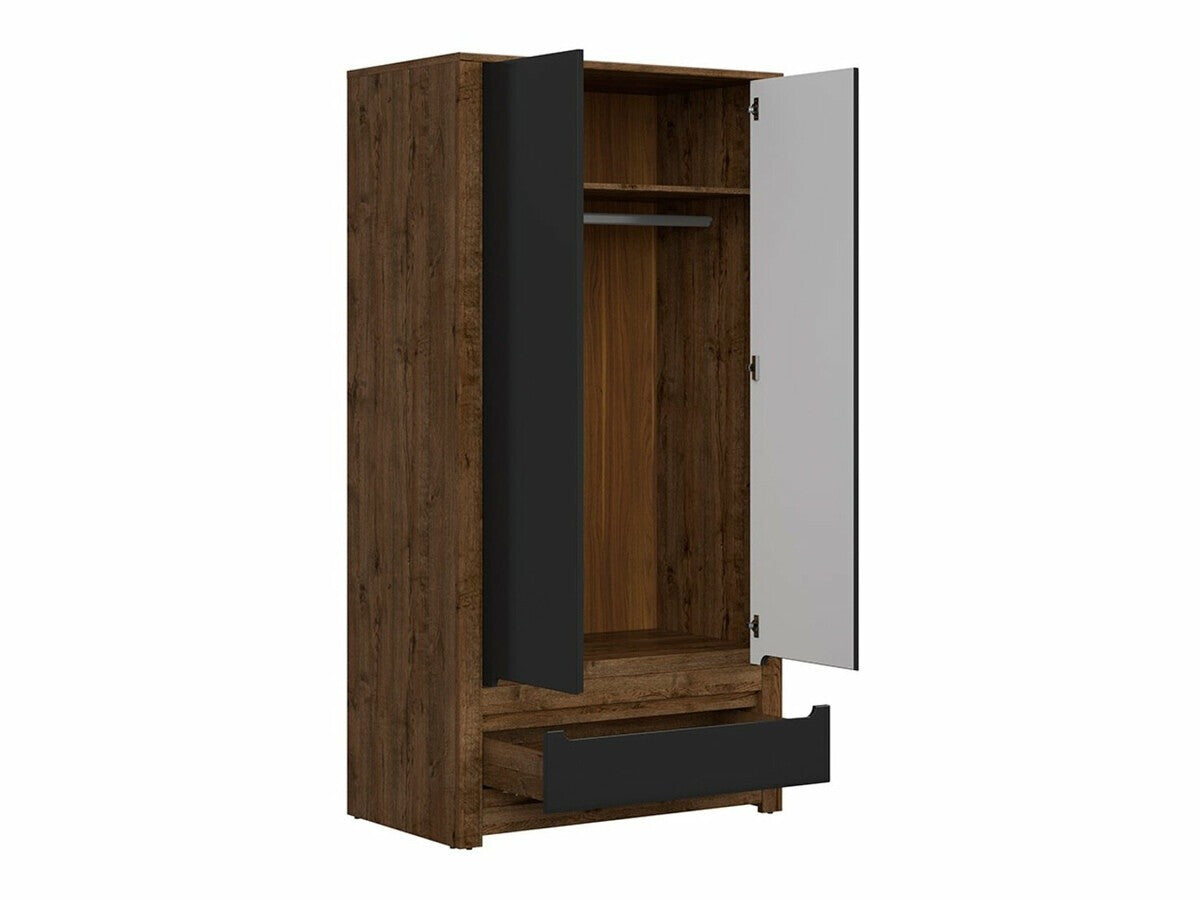 Garderobe Ophevaru 109