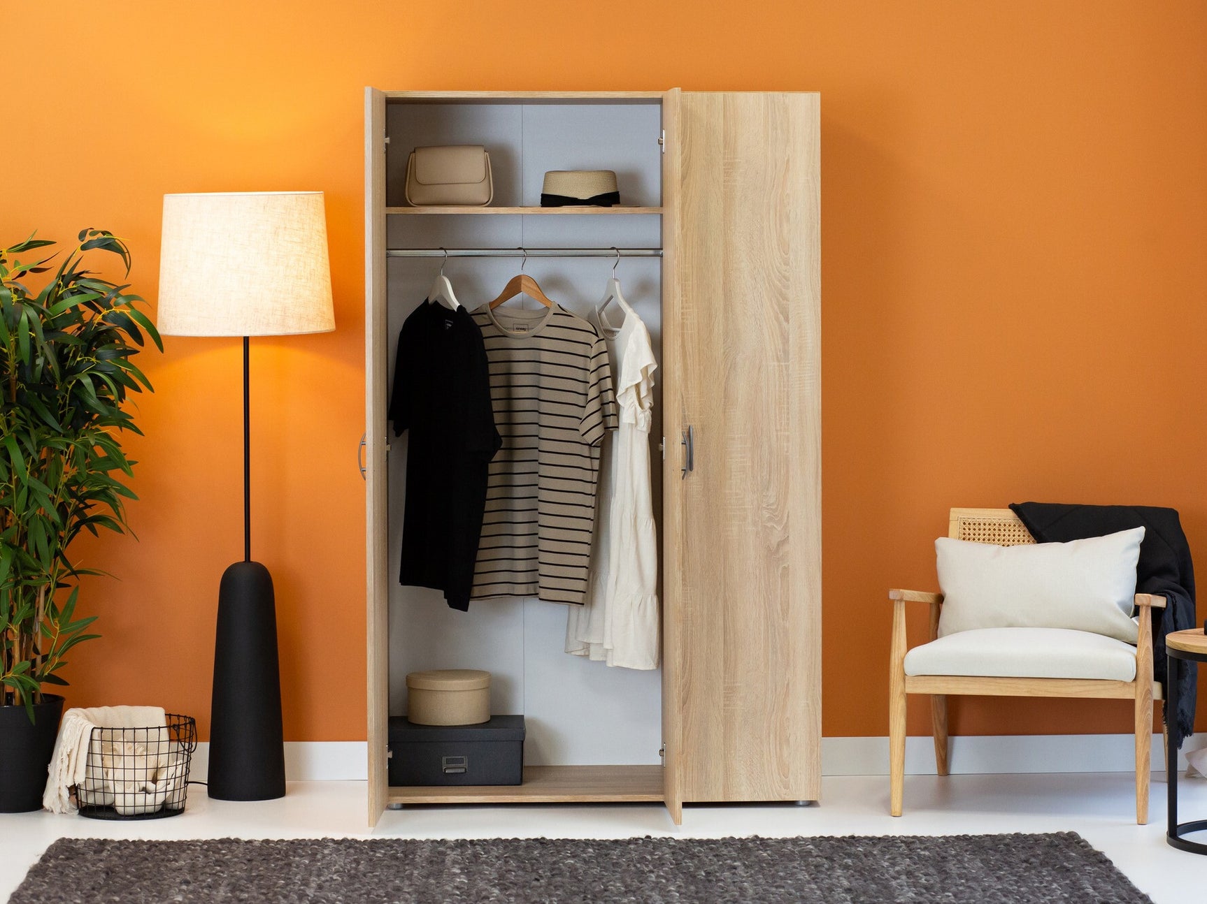 Garderobe Bristol 184