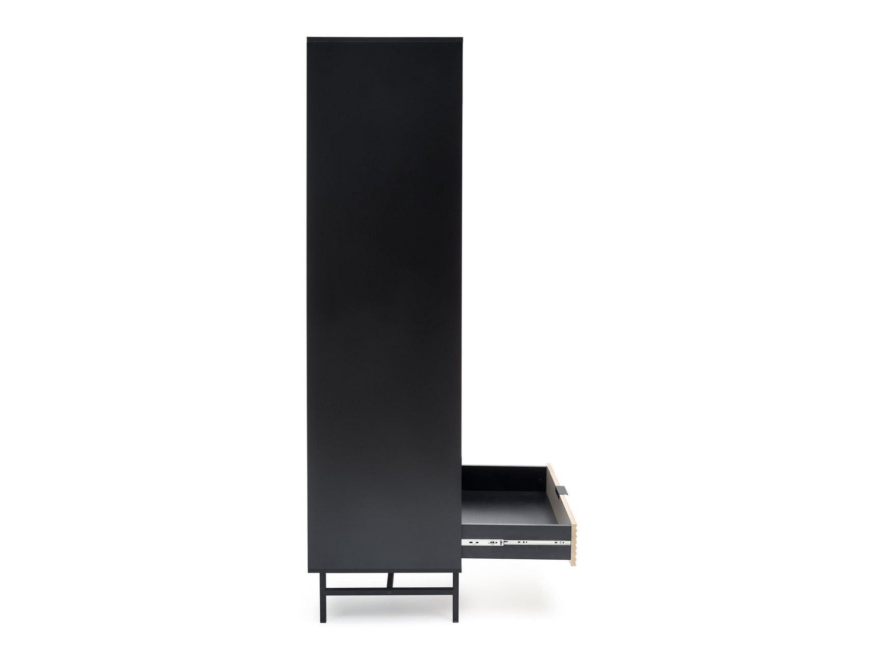 Garderobe Mircavu 106